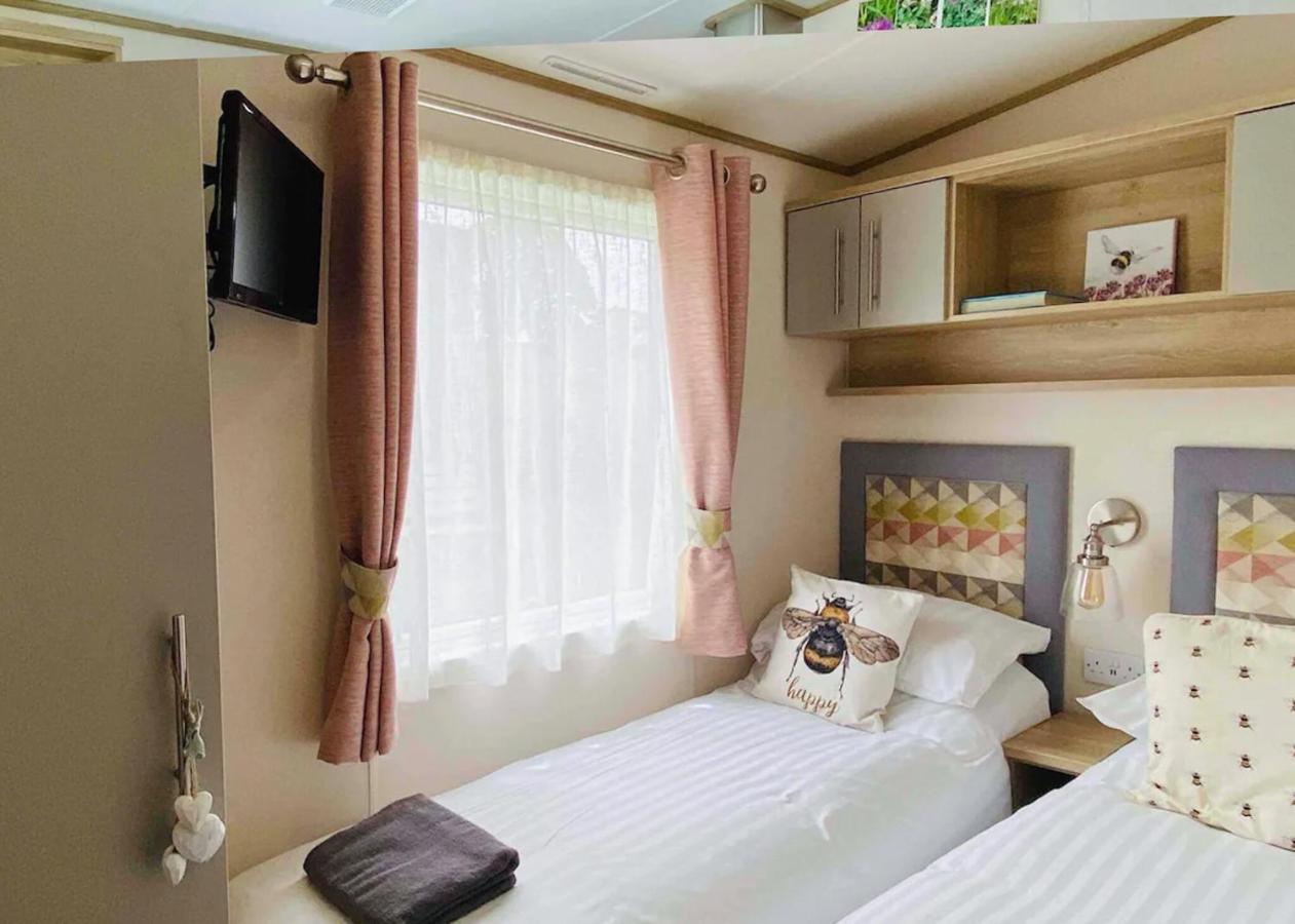 Docker Holiday Park 호텔 칸포스 외부 사진